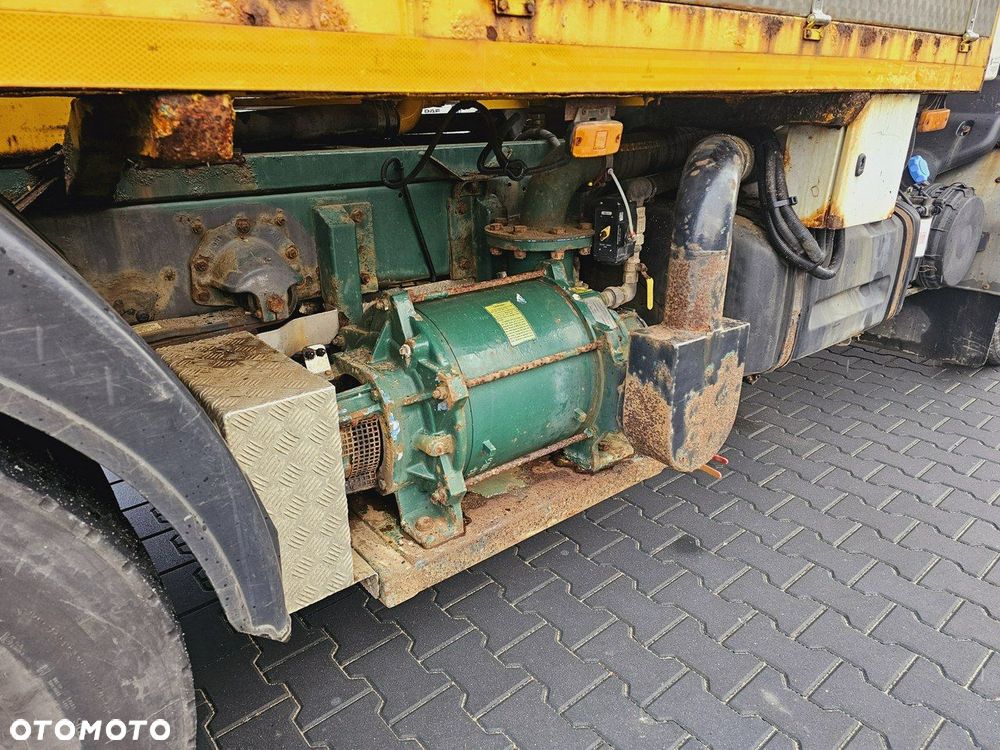 Volvo FULLER TANKERS 2008 WUKO do zbierania odpadów płynnych - 19