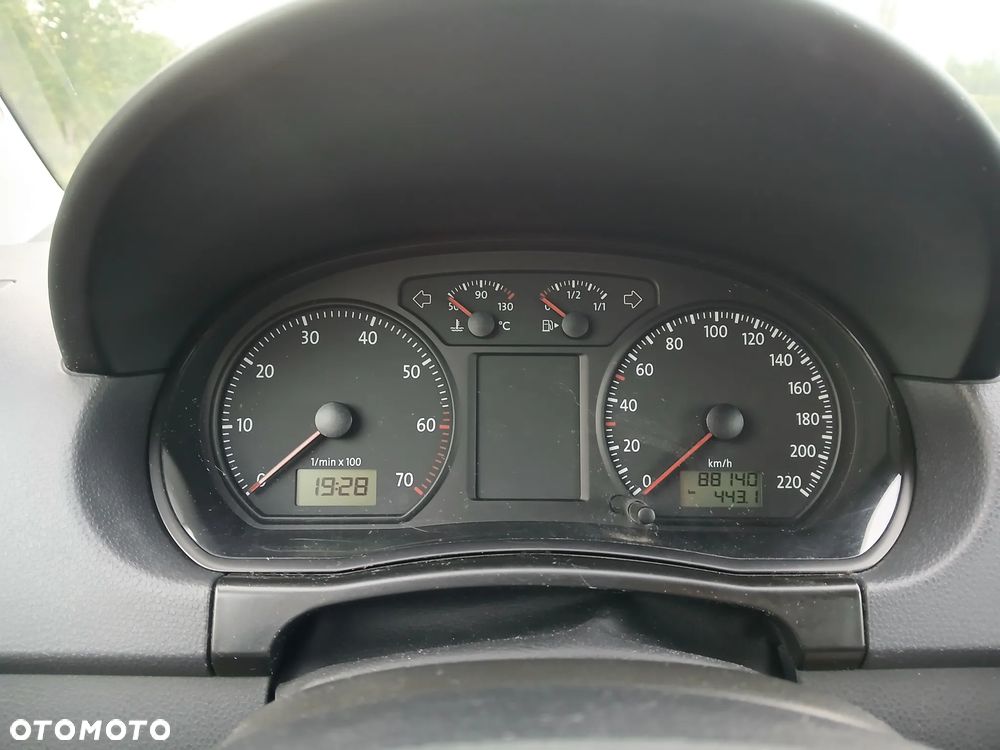 Volkswagen Polo 1.2 Entry - 19