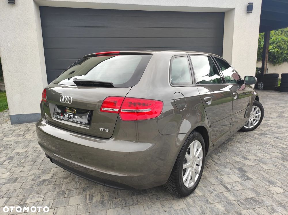 Audi A3 Sportback - 4