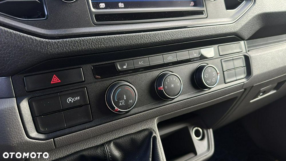 Volkswagen Crafter - 13