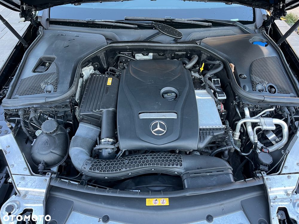 Mercedes-Benz Klasa E 200 9G-TRONIC Avantgarde - 20