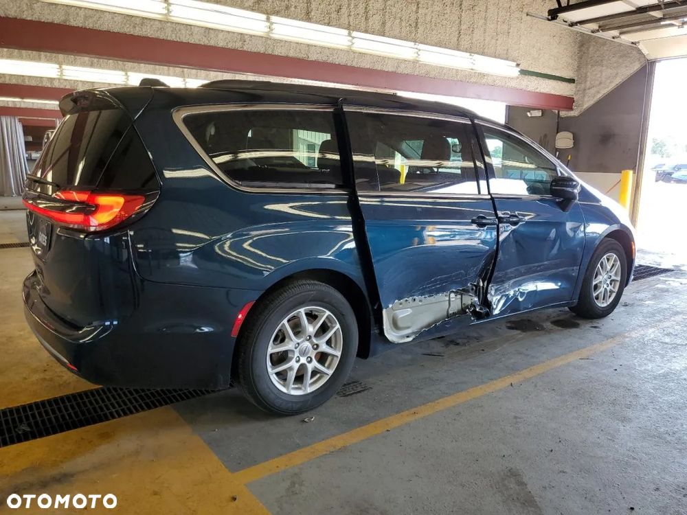 Chrysler Pacifica - 3