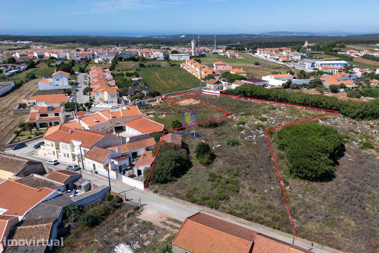 Terreno com 3.800m², localizado em Serra del Rei, uma das regiões mais - Grande imagem: 2/13