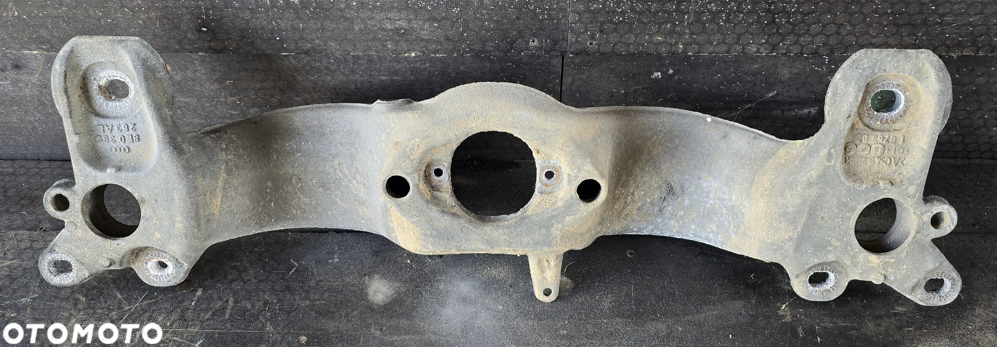 ŁAPA PODPORA MOCOWANIE SKRZYNI BIEGÓW 8E0399263AL SEAT EXEO SEDAN 2.0 TDI - 4