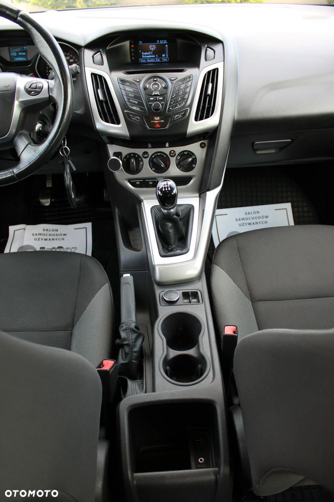 Ford Focus 1.6 Ambiente - 27