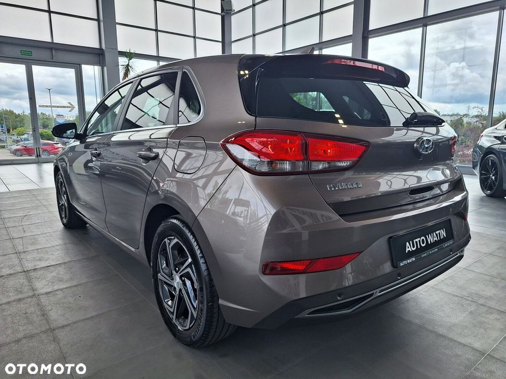 Hyundai i30 1.0 T-GDI Smart DCT - 17