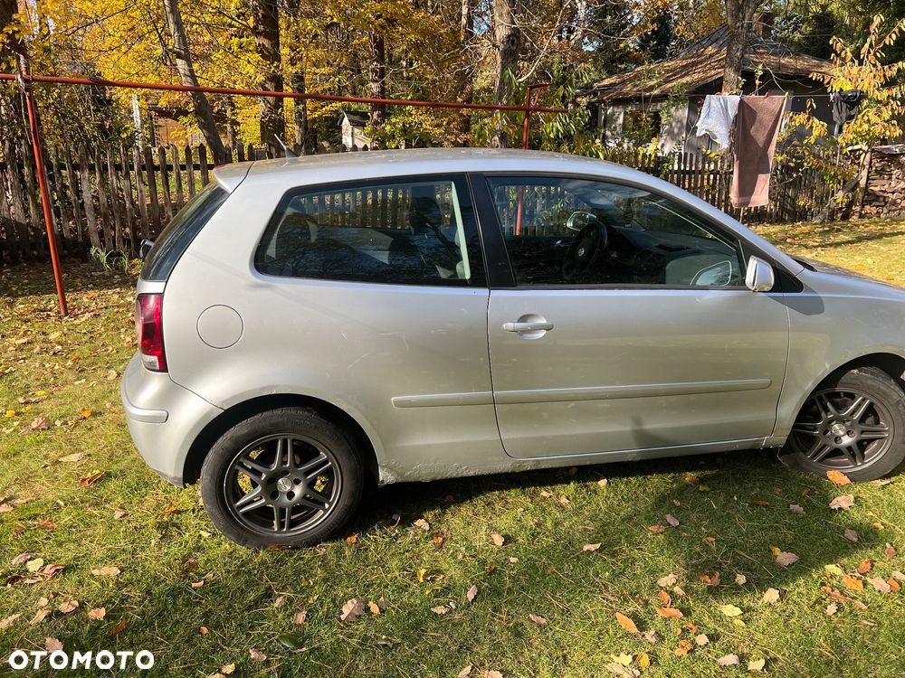 Volkswagen Polo 1.4 TDI Comfortline - 8