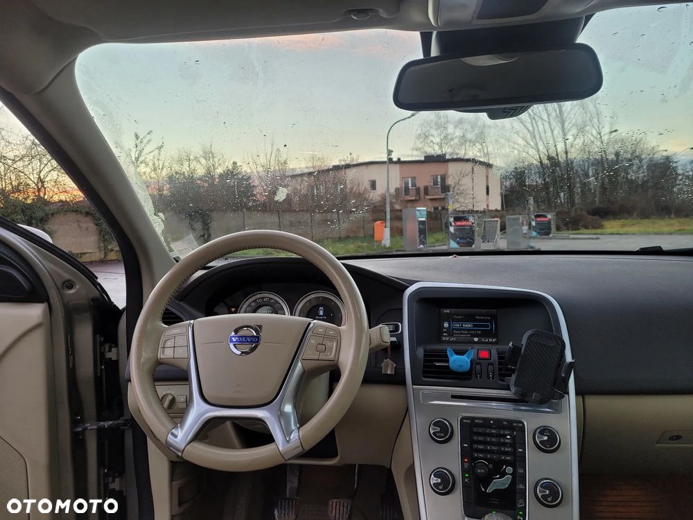 Volvo XC 60 D5 AWD Summum - 14