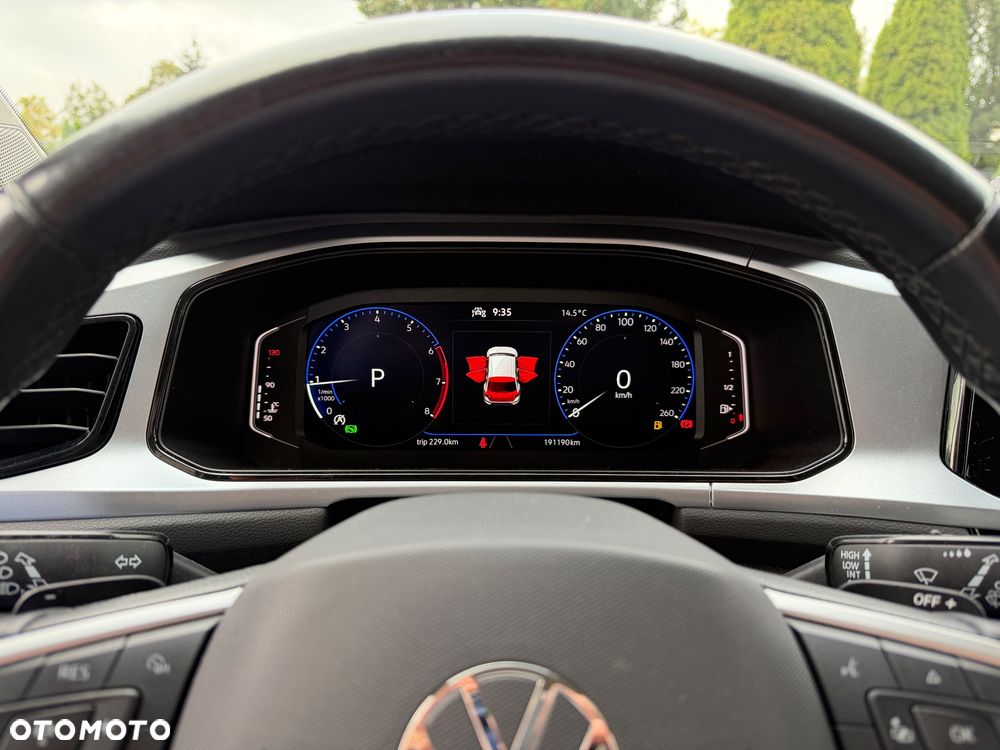 Volkswagen T-Roc 1.5 TSI Life Plus DSG - 23