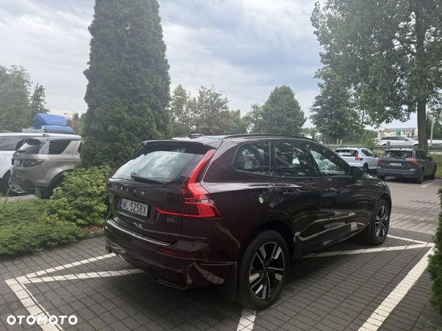 Volvo XC 60 B5 B AWD Plus Dark - 28