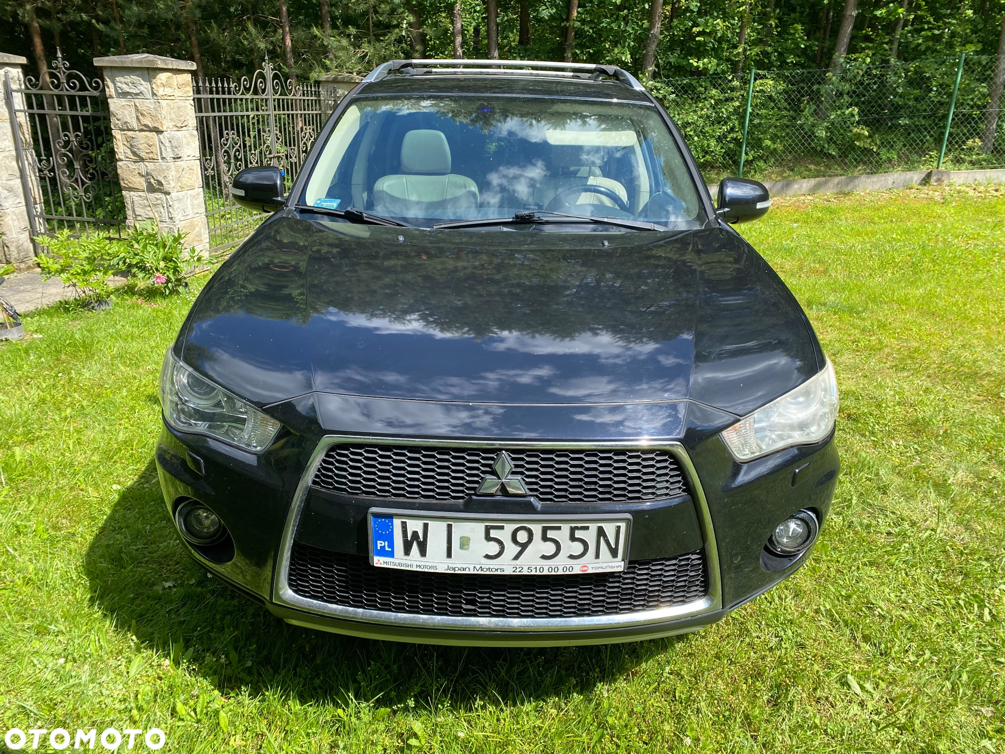 Mitsubishi Outlander - 12