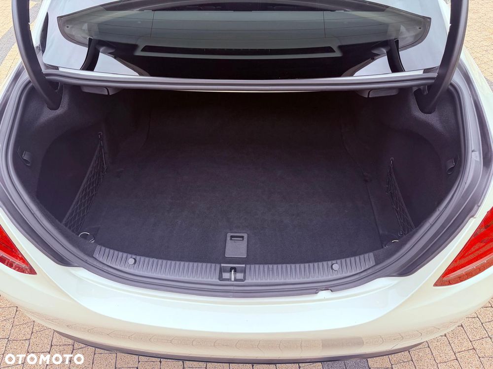 Mercedes-Benz Klasa C 200 9G-TRONIC Exclusive - 15