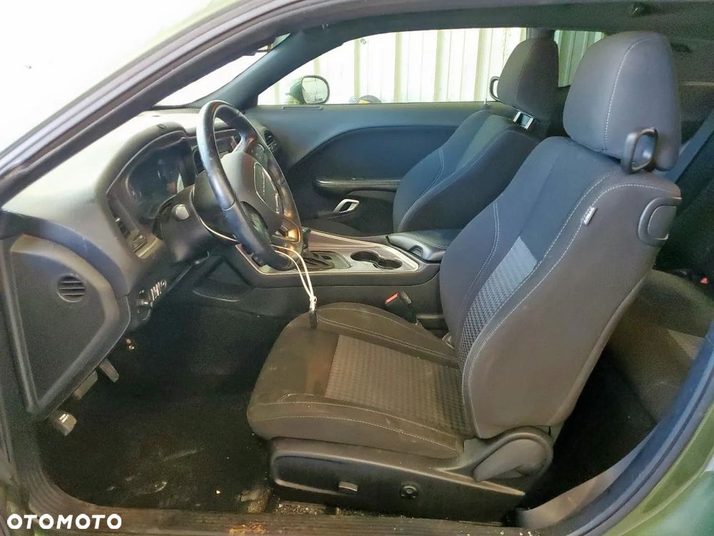 Dodge Challenger 3.6 SXT - 8