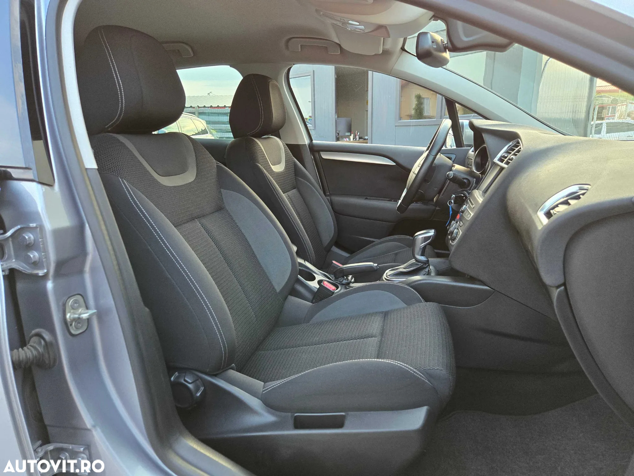 Citroën C4 1.2 PureTech S&S EAT8 Feel - 20