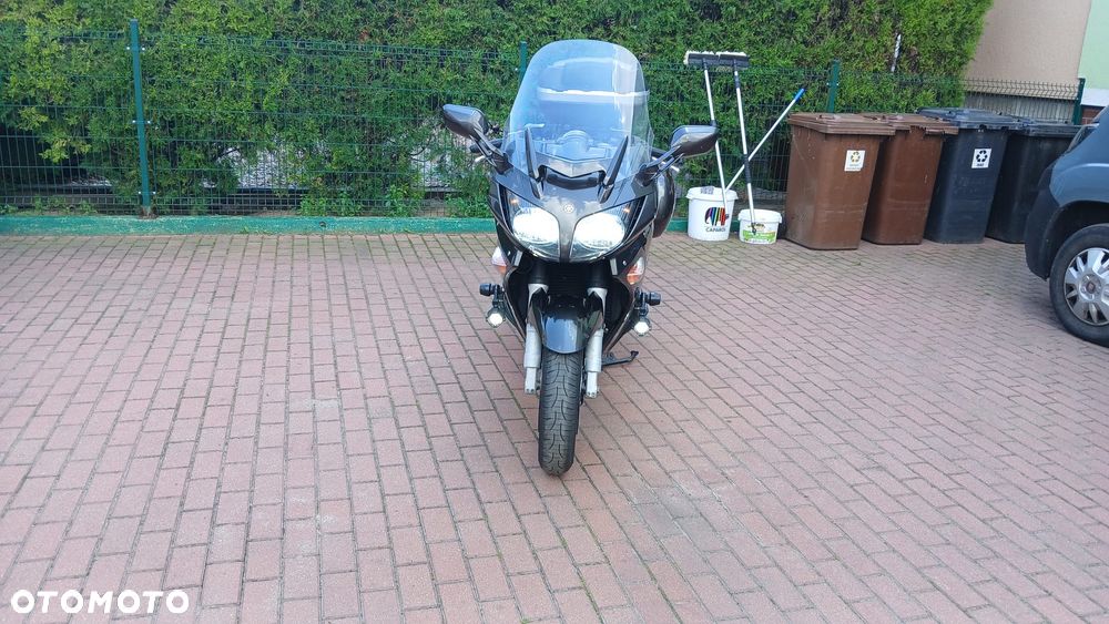 Yamaha FJR - 6