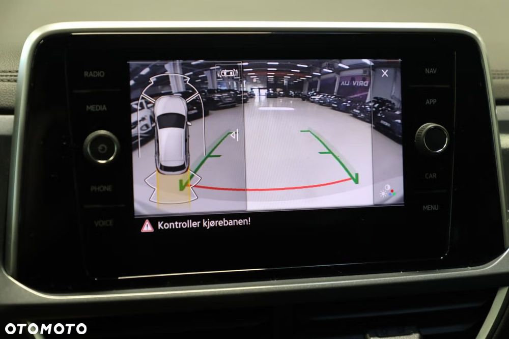 Volkswagen T-Roc 2.0 TDI SCR 4MOTION DSG Style - 18