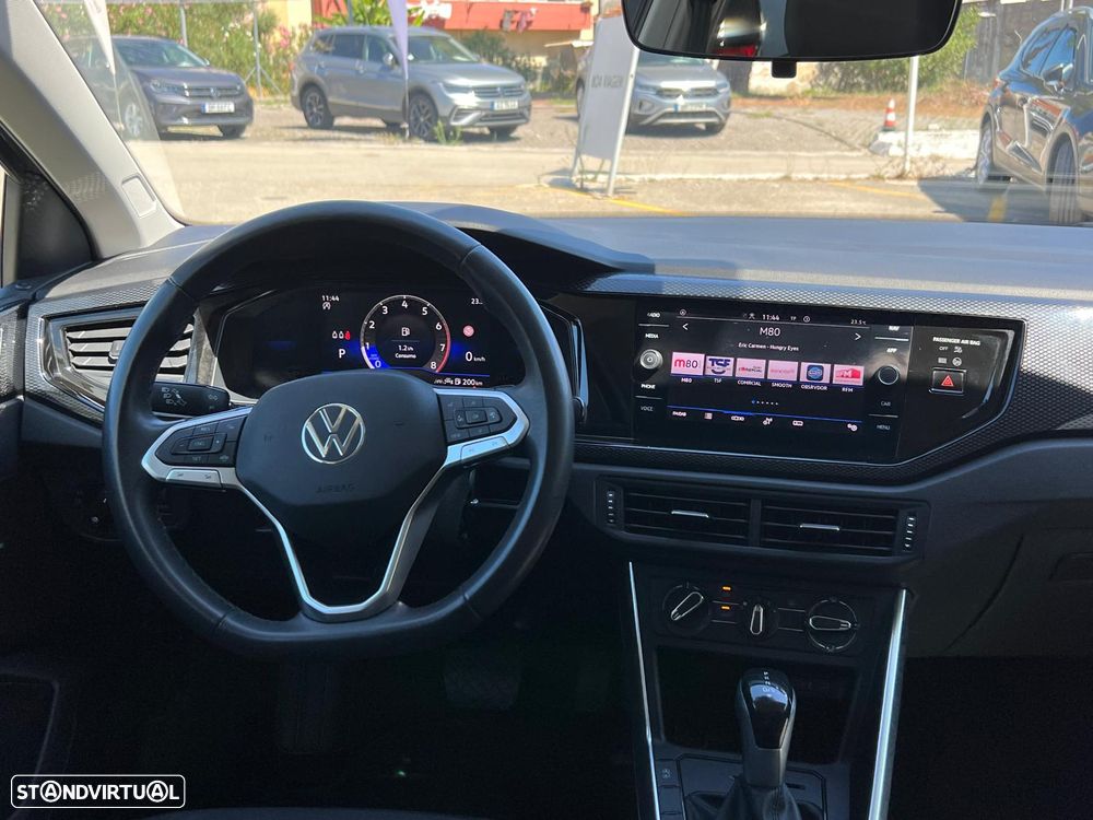 VW Polo 1.0 TSI Urban DSG - 12