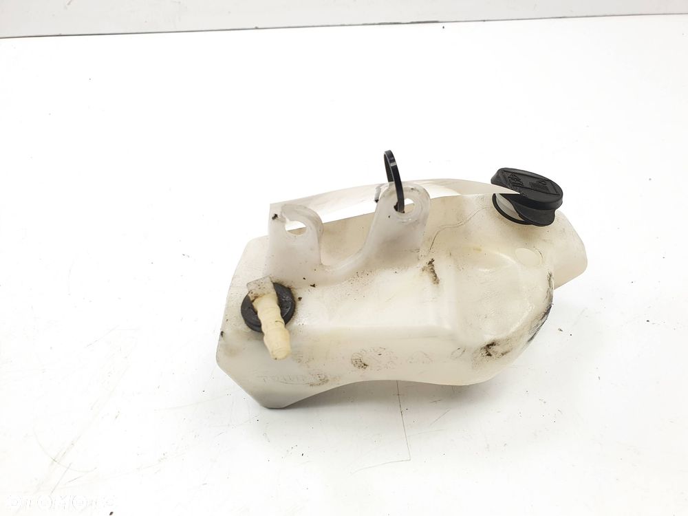 Zbiorniczek motor Triumph Street Triple 765 RS 2020r. - 1