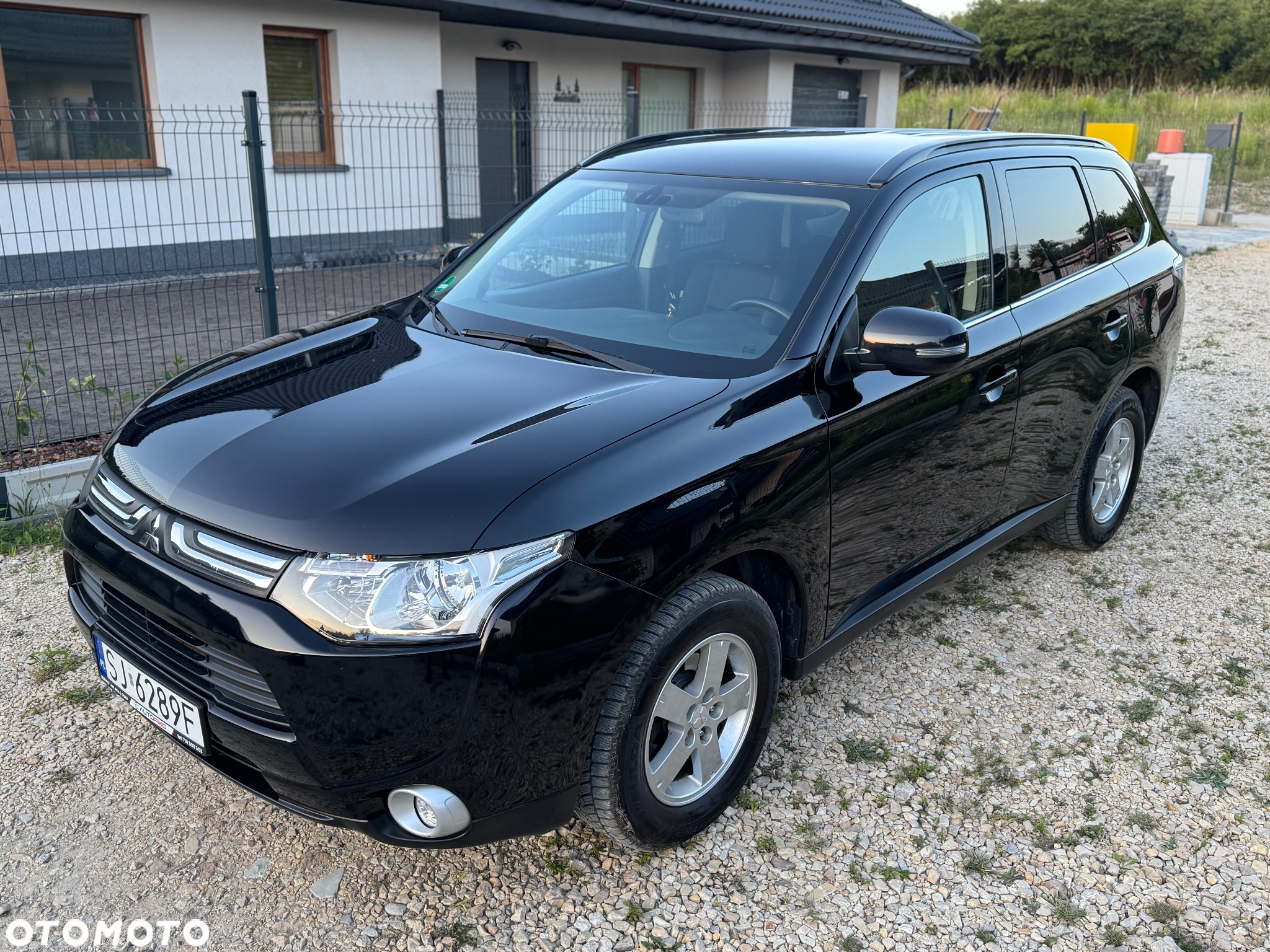 Mitsubishi Outlander 2.0 Intense 2WD - 2