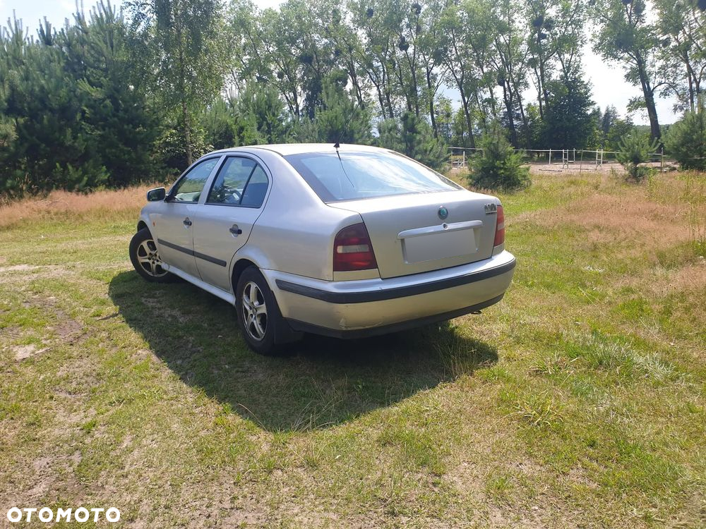 Skoda Octavia 1.8T SLX - 5