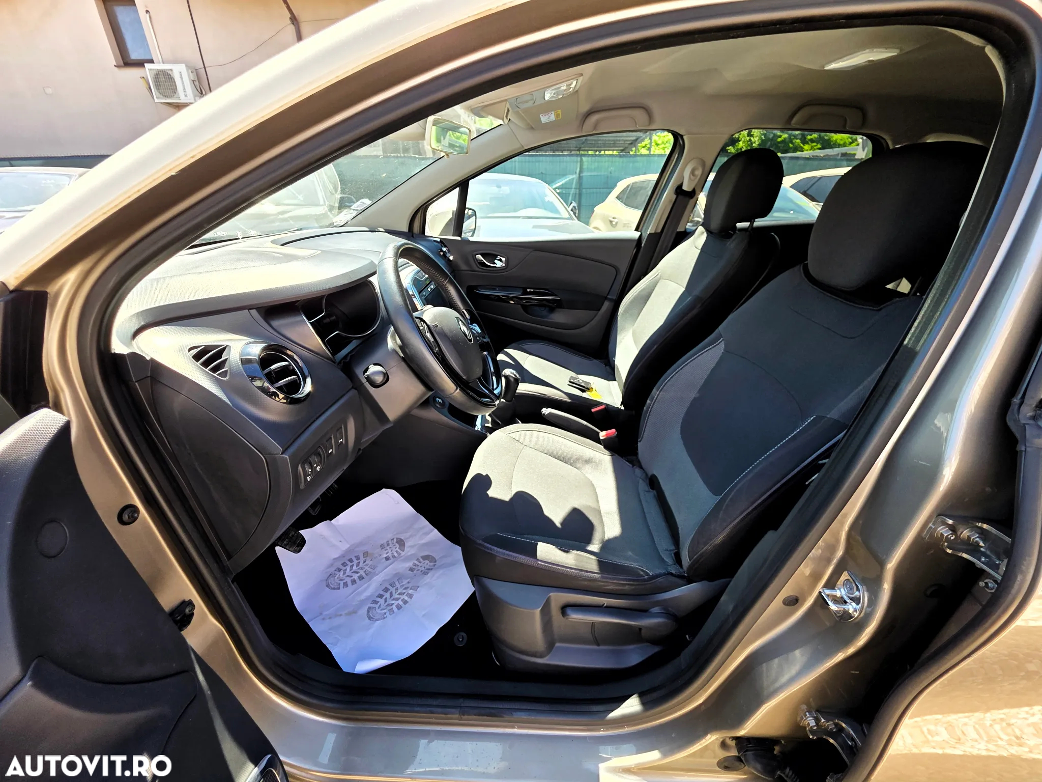 Renault Captur dCi Intens - 20