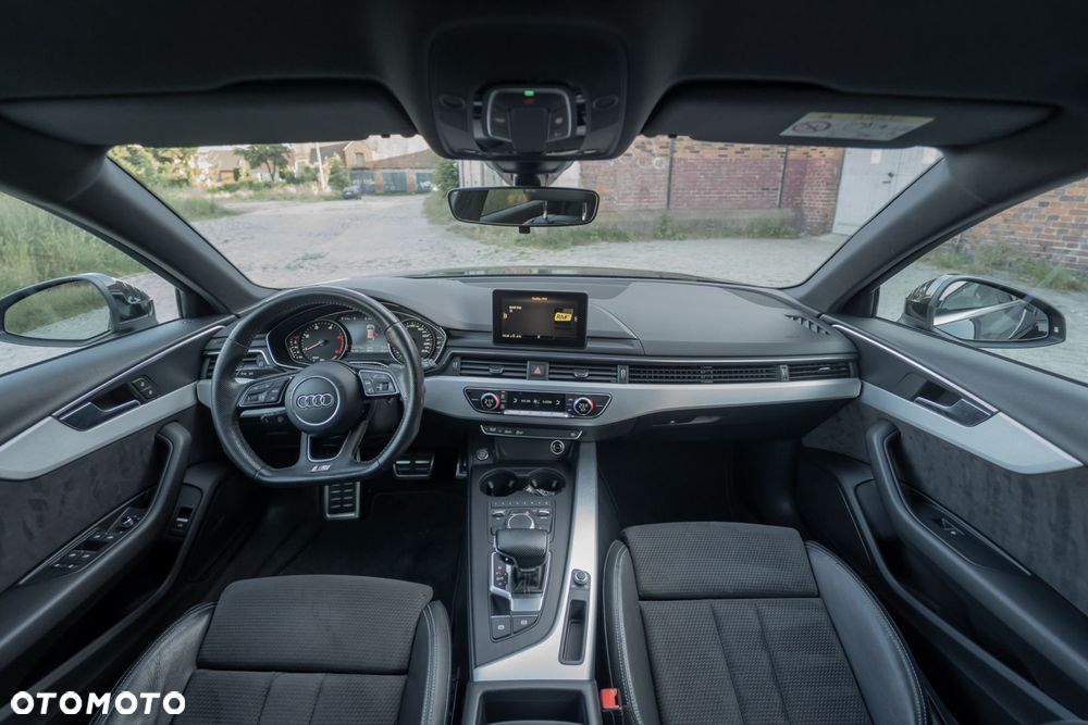 Audi A4 Avant - 22