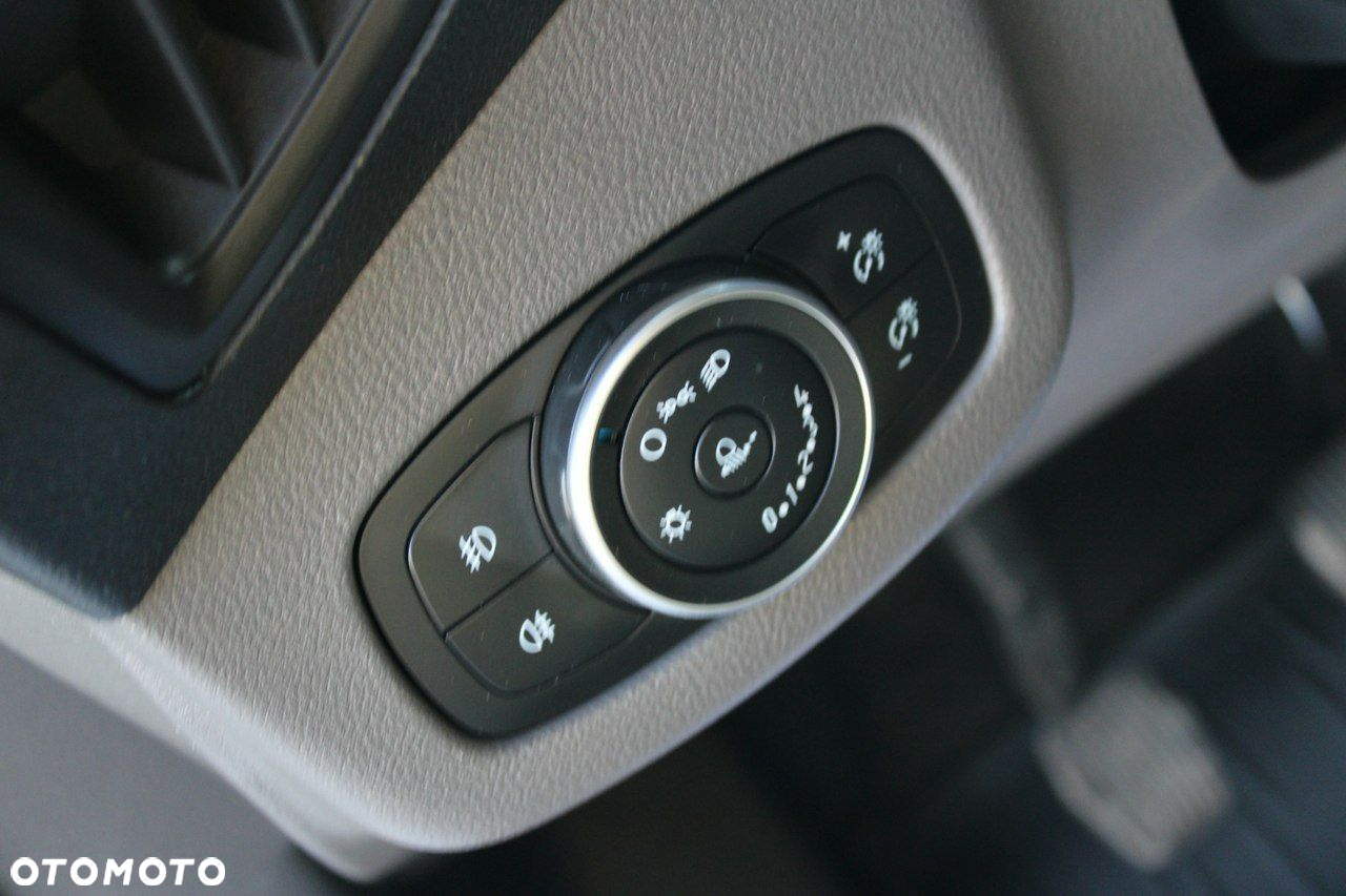 Ford Transit Connect - 14