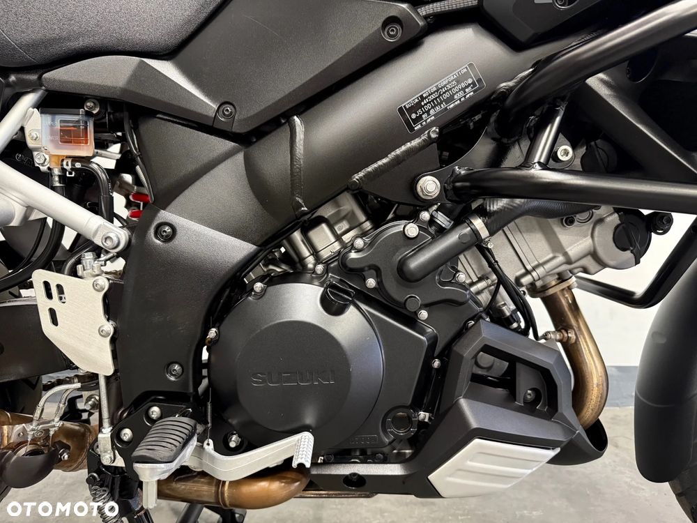 Suzuki V-STROM - 19