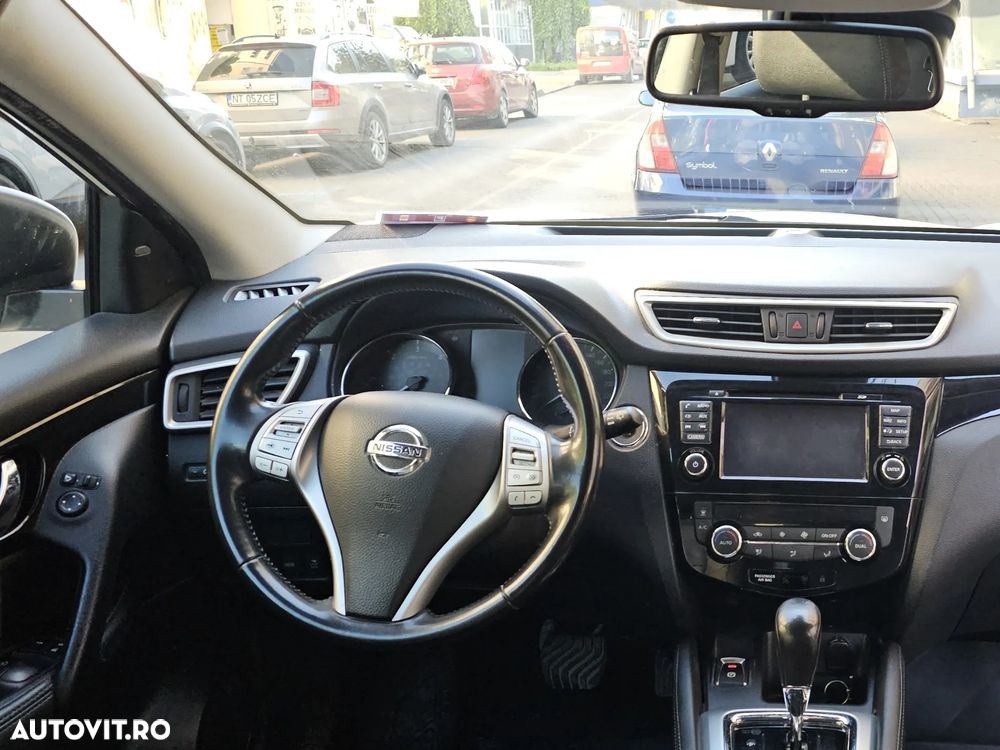 Nissan Qashqai 1.6 DCI Start/Stop X-TRONIC Tekna - 14