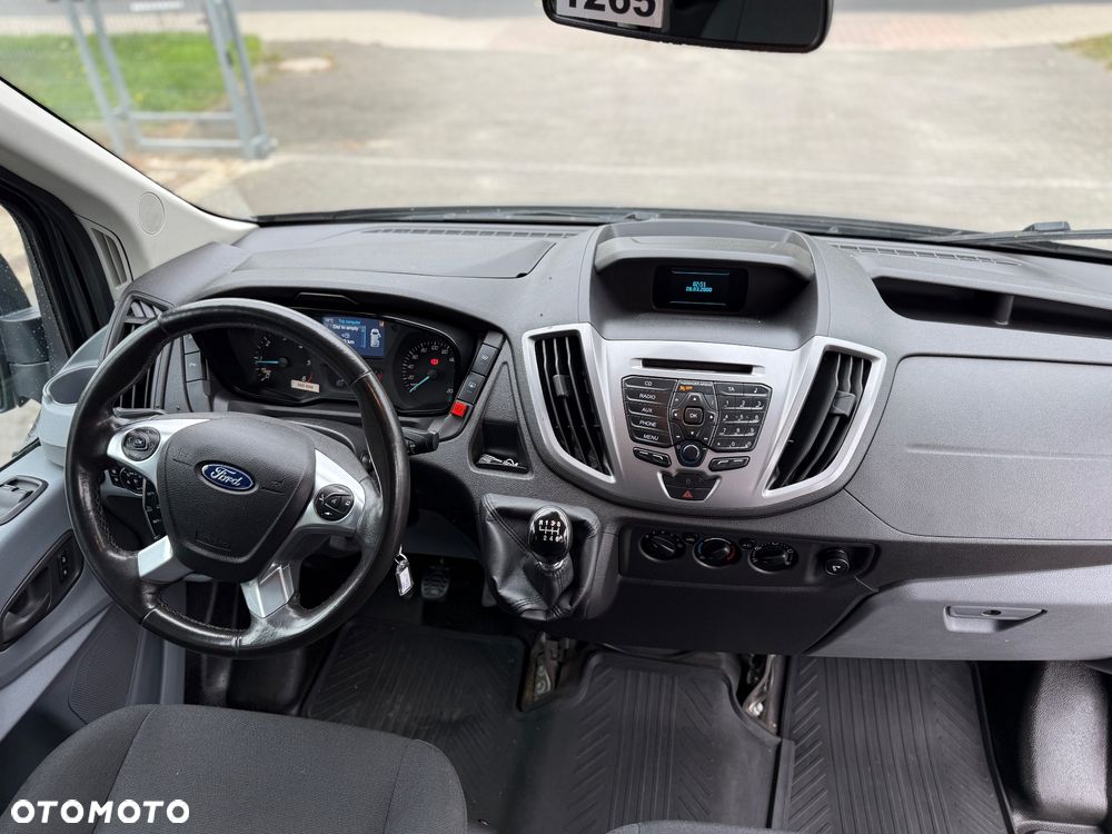 Ford Transit - 18