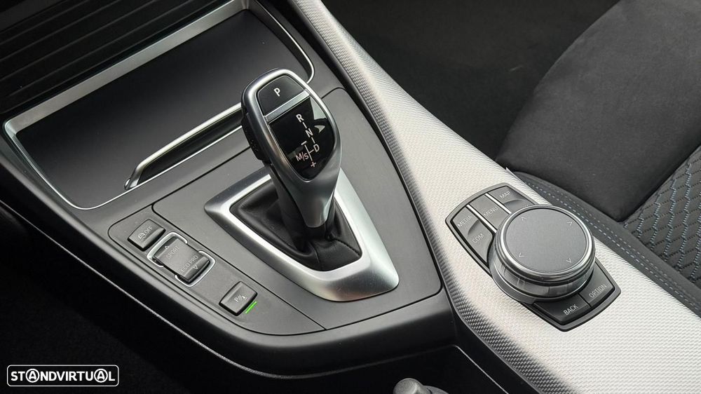 BMW 220 d Coupe Pack M Auto - 13