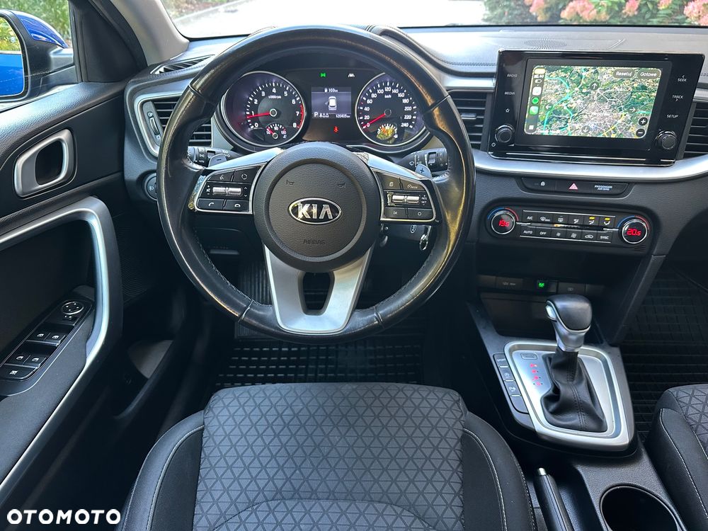 Kia Ceed - 8