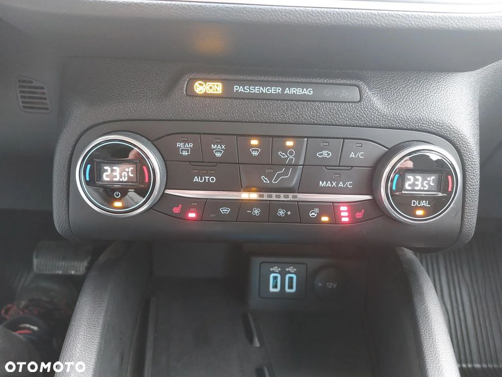 Ford Focus 1.5 EcoBlue Connected - 5