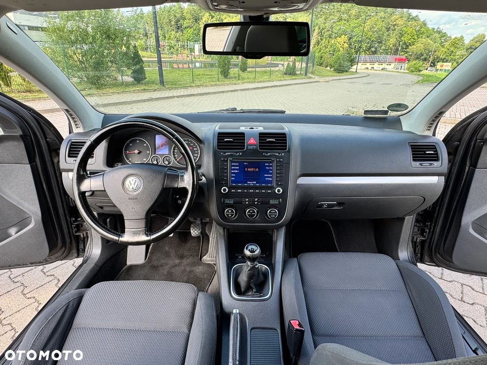 Volkswagen Golf 2.0 TDI Sportline - 26
