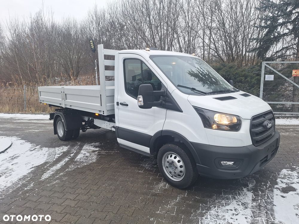Ford Transit - 27