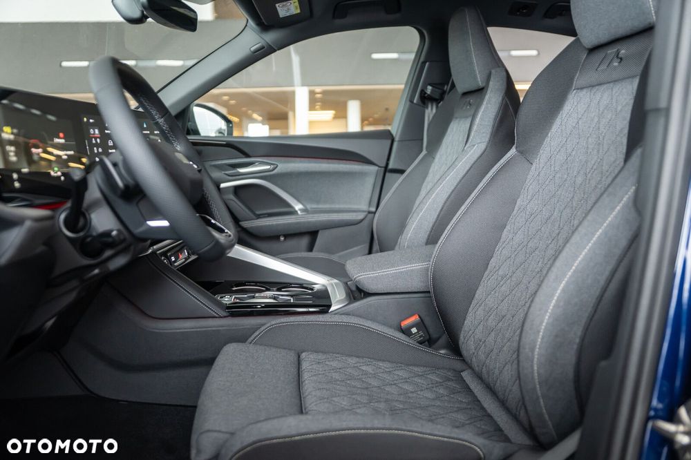 Audi Q5 Sportback - 15