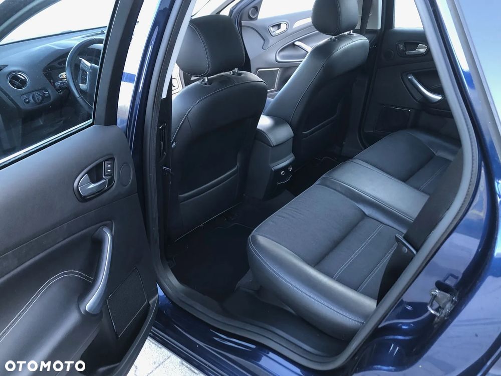 Ford Mondeo - 11
