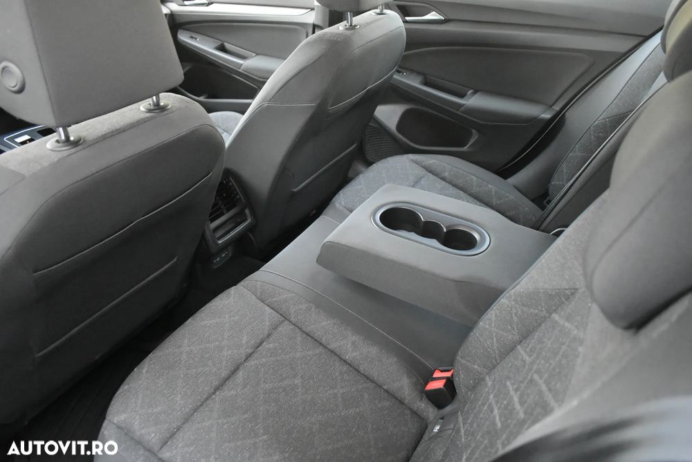 Volkswagen Golf 1.0 eTSI DSG MHEV Life - 21