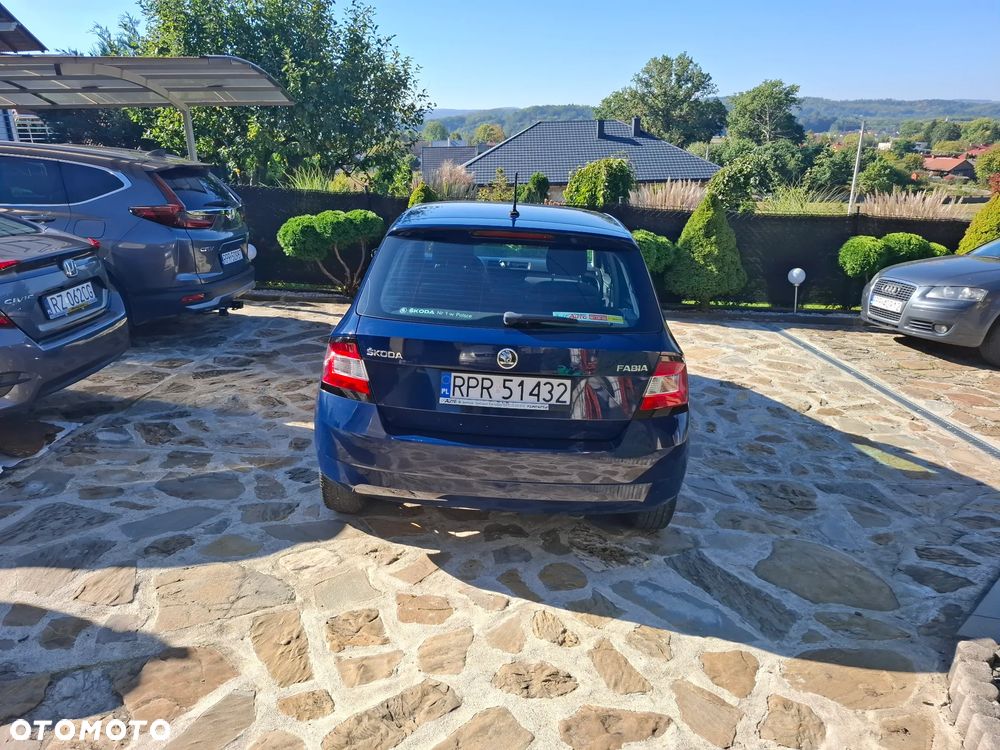 Skoda Fabia 1.0 Active - 10