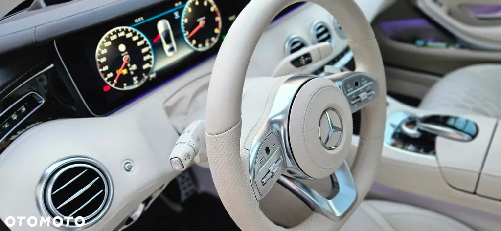 Mercedes-Benz Klasa S 560 Coupe 4-Matic 9G-TRONIC - 17