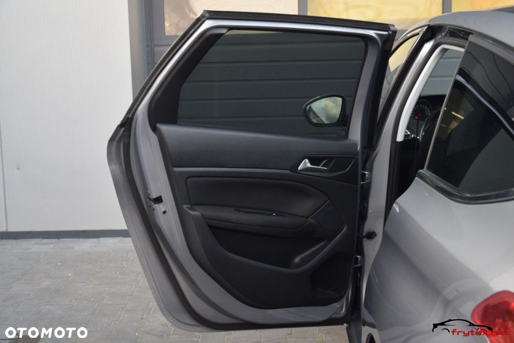 Peugeot 308 - 19