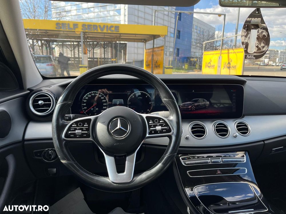 Mercedes-Benz E - 17