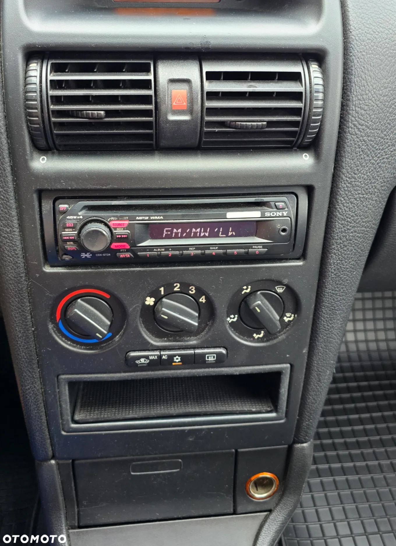 Opel Astra III 1.4 Enjoy - 4