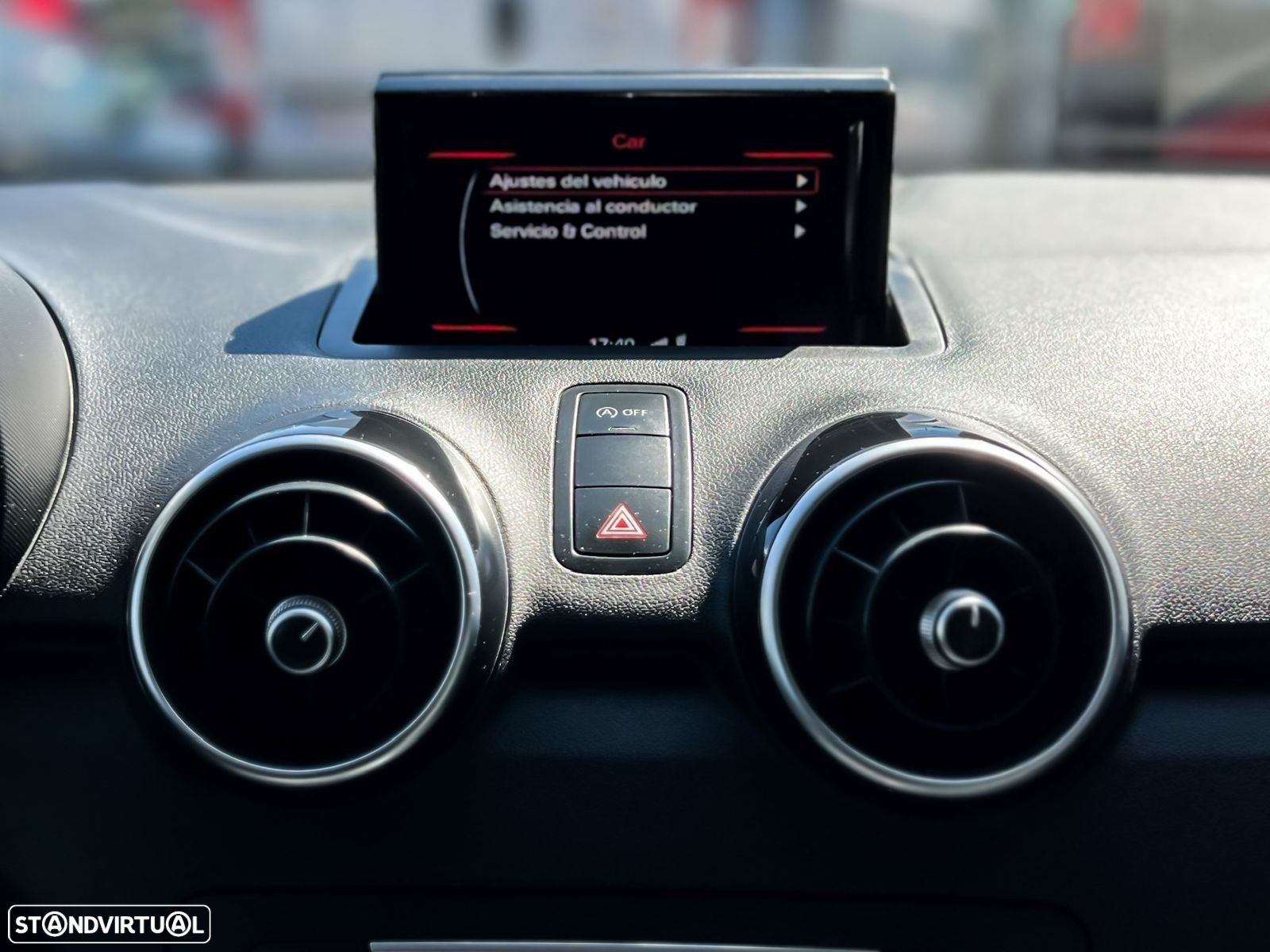 Audi A1 1.4 TDI S-line - 17