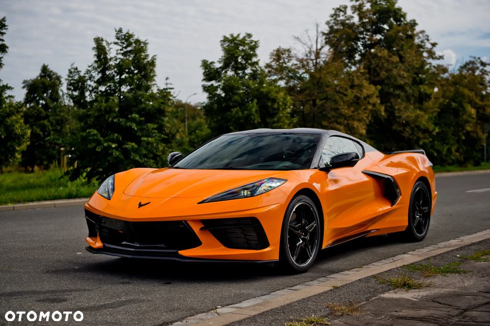 Chevrolet Corvette - 10