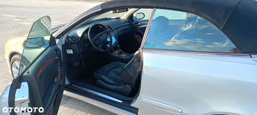 Mercedes-Benz CLK - 9