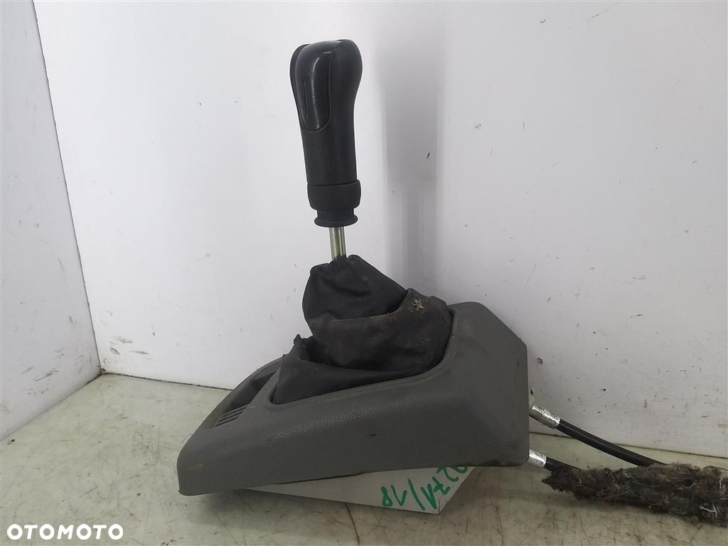 Mechanizm zmiany biegów lewarek Ford Tourneo Connect  1.8D 90KM 2002-2013R - 4