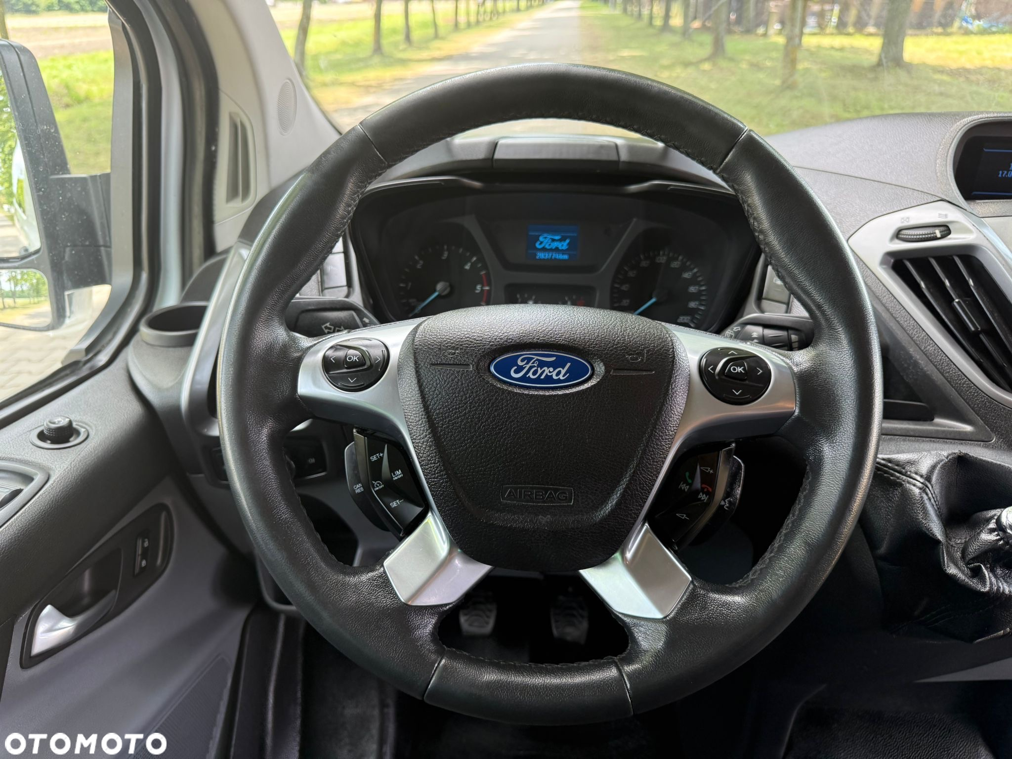 Ford Transit Custom 290 L2H1 Ambiente - 17