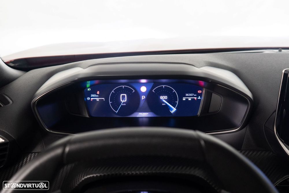 Peugeot 2008 1.2 PureTech Allure Pack EAT8 - 29