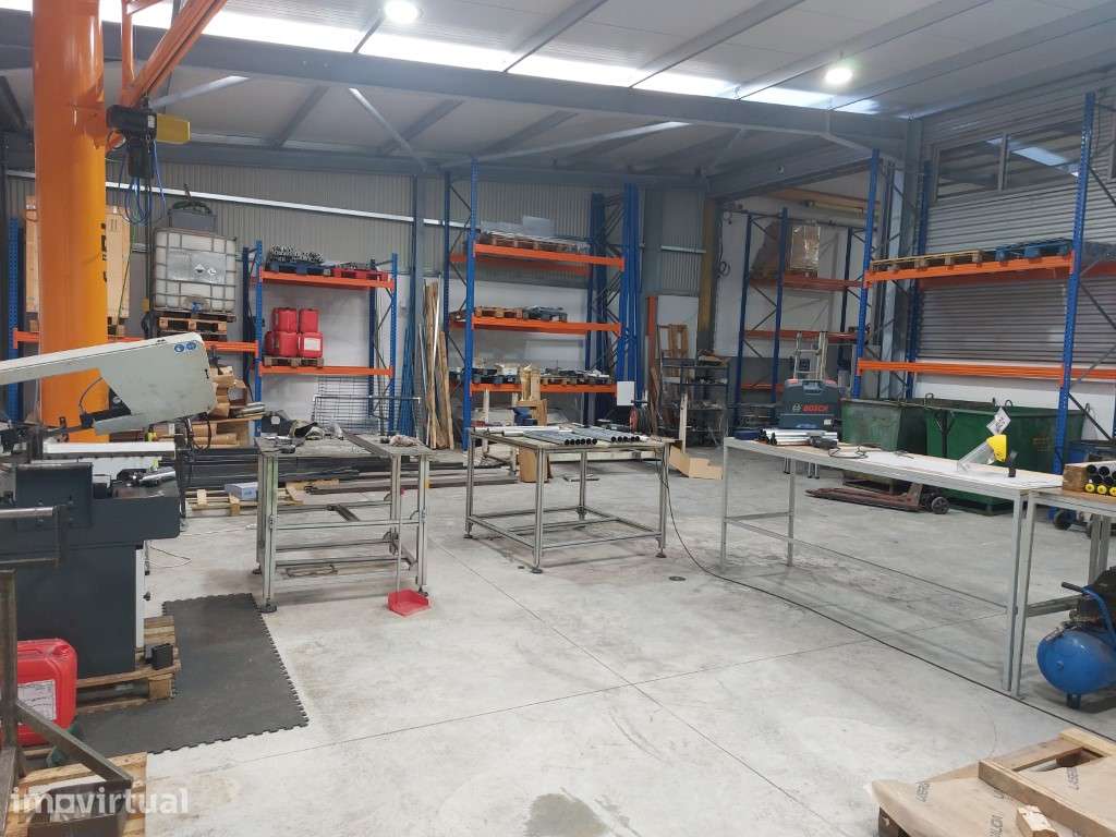 Armazém Zona industrial da Maia - Grande imagem: 2/29